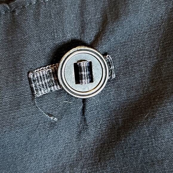 Columbia Mini Skirt Womens Size 10 Plaid Inset Zip Fly Gray Hiking Cargo Pockets - Picture 7 of 14